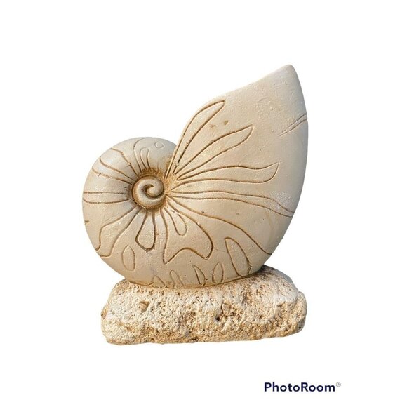 Natilus Spiral Seashell Ceramic Stone Sculpure Display,  Length 6  X 4.5… - Picture 1 of 11